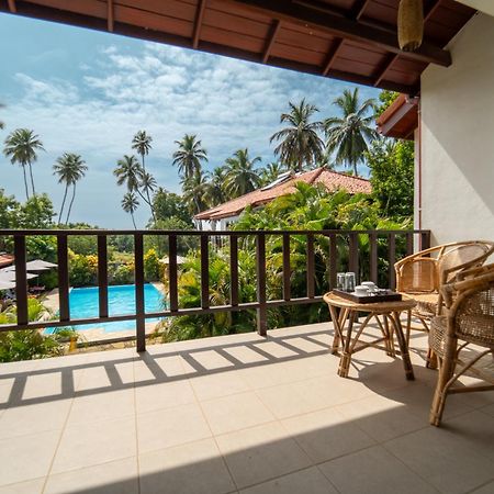 Green Parrot Beach Resort Tangalle Exterior foto