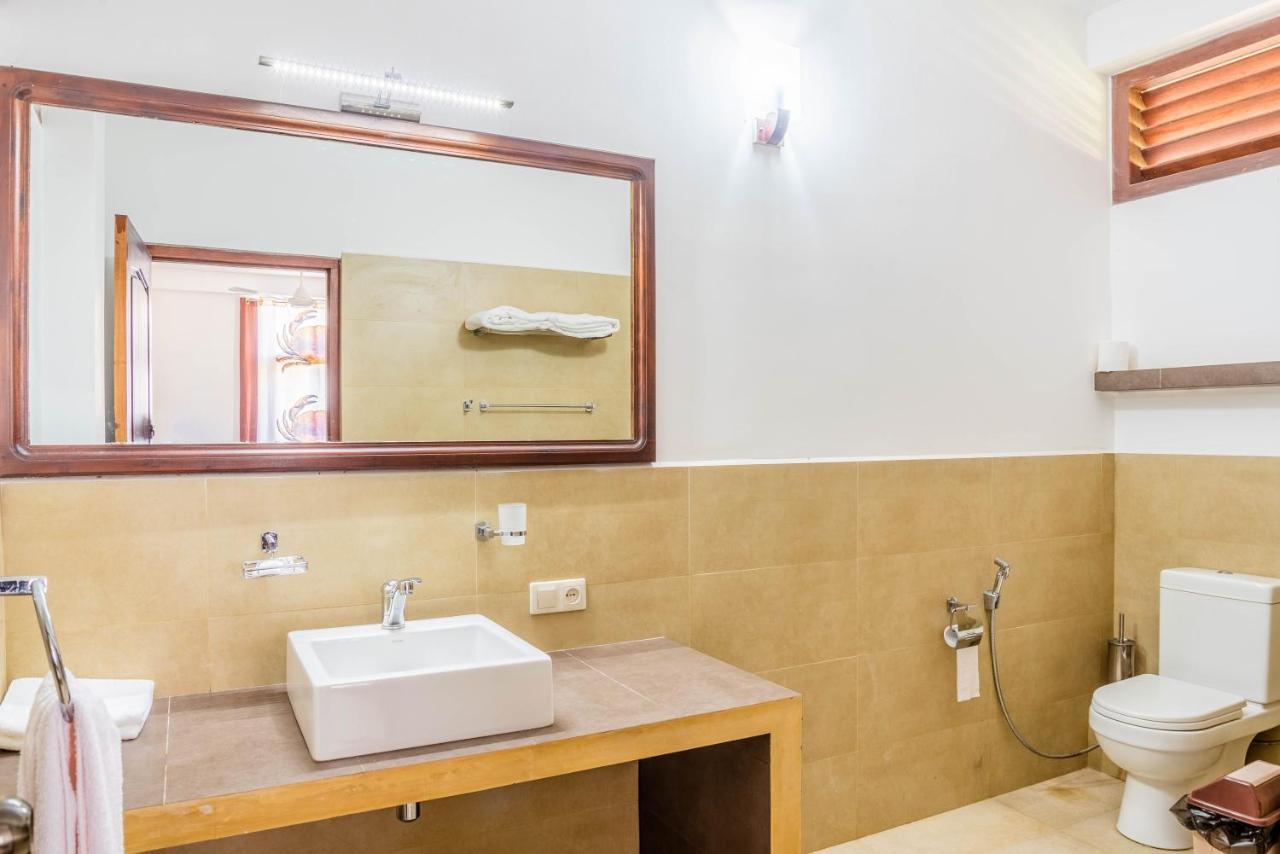 Green Parrot Beach Resort Tangalle Exterior foto